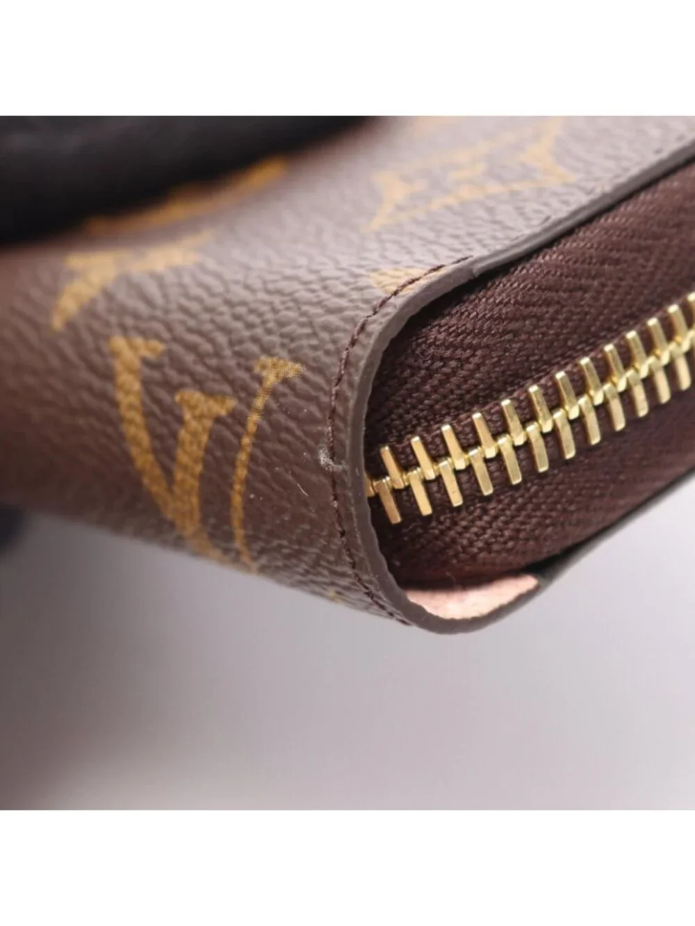 Louis Vuitton Round Wallet Zippy Monogram Rose Ballerine Canvas Leather